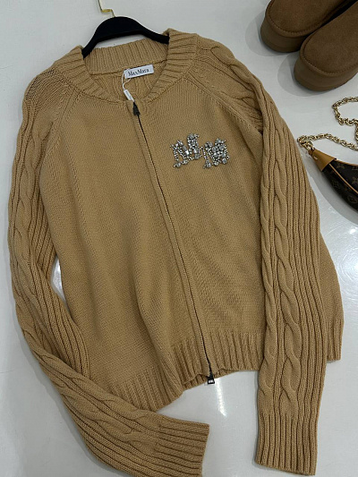Свитер на замке Max Mara (one size)