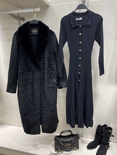 Платье длинное трикотажное Sandro (L)