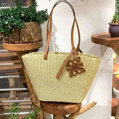 Сумка плетеная Loewe