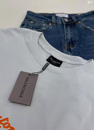 Футболка Balenciaga