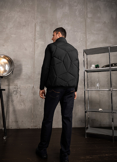 Жилет утепленный Moncler