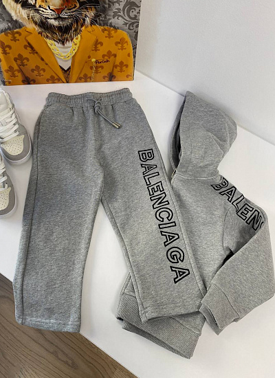 Костюм спорт дет. Balenciaga (120 см)