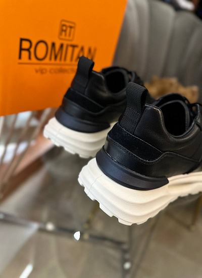 Кроссовки Romitan