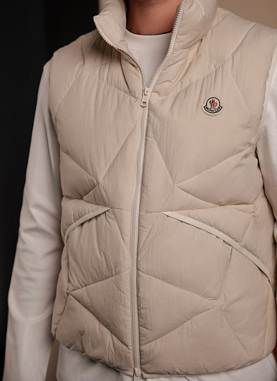 Жилет утепленный Moncler