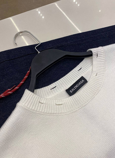 Свитер Balenciaga