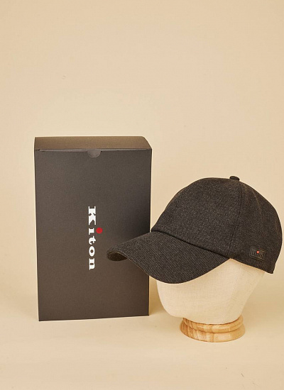Кепка драповая Kiton