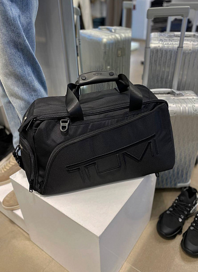 Сумка спортивная Tumi
