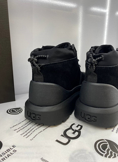 Ботинки UGG