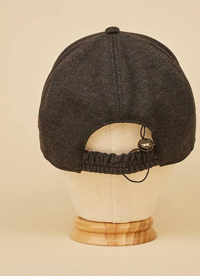 Кепка драповая Kiton