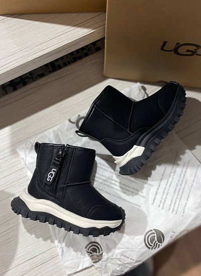 Дутики UGG