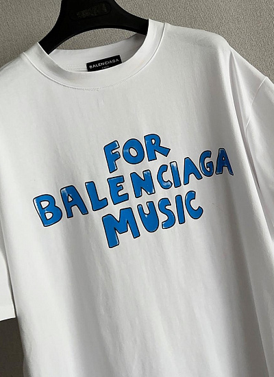 Футболка Balenciaga