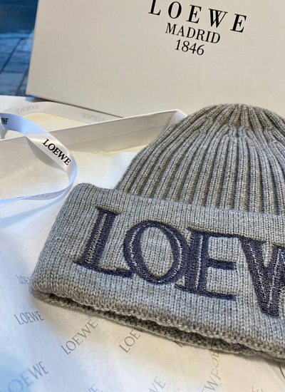 Шапка Loewe