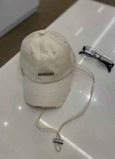 Кепка Jacquemus