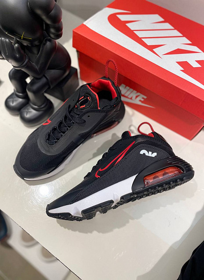 Кроссовки Nike