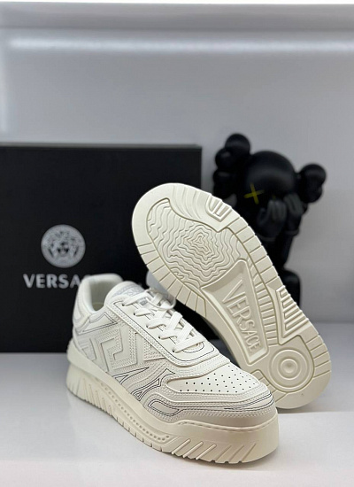 Кроссовки Versace