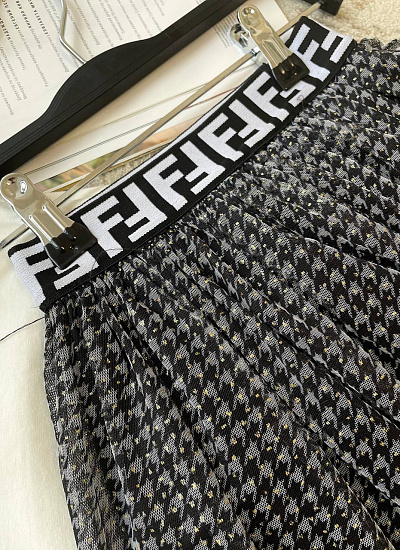 Костюм футболка юбка Fendi