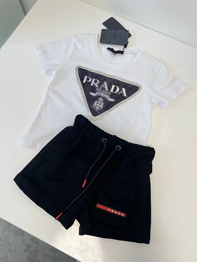 Костюм футболка шорты Prada (14 ЛЕТ)