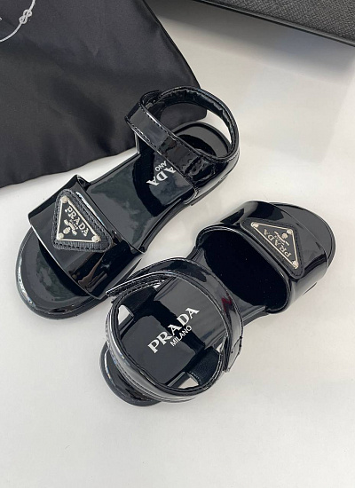 Сандалии Prada