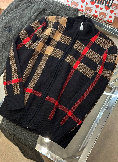 Джемпер на замке Burberry (74 см)