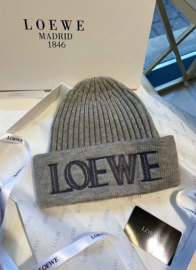 Шапка Loewe