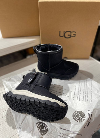 Дутики UGG