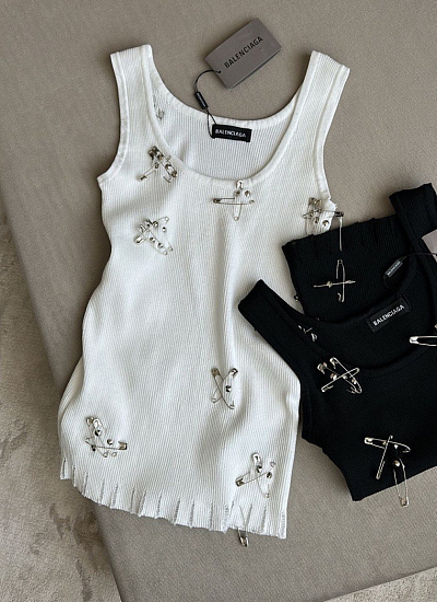 Топ Balenciaga