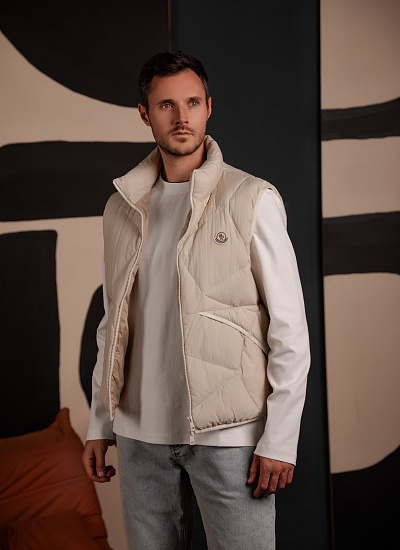 Жилет утепленный Moncler