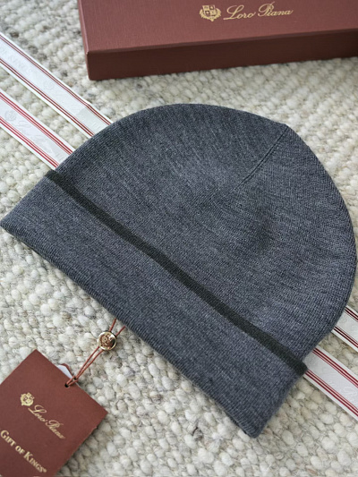 Шапка с отворотом Loro Piana