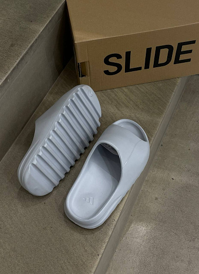 Тапки Yeezy Slide Adidas