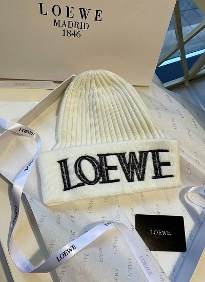 Шапка Loewe