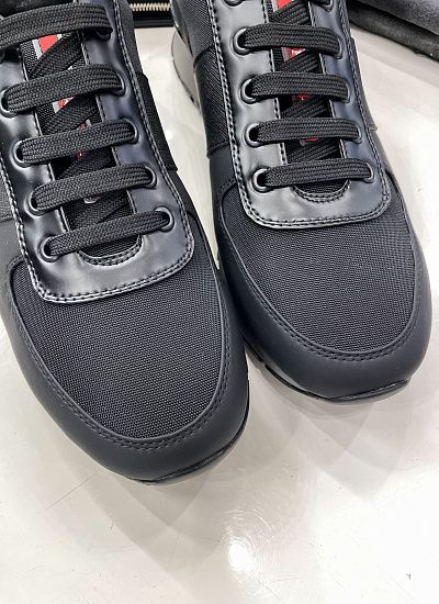 Кроссовки Prada