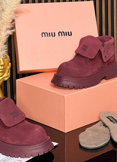 Ботинки меховые Miu Miu