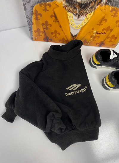 Свитер Balenciaga (120 см)